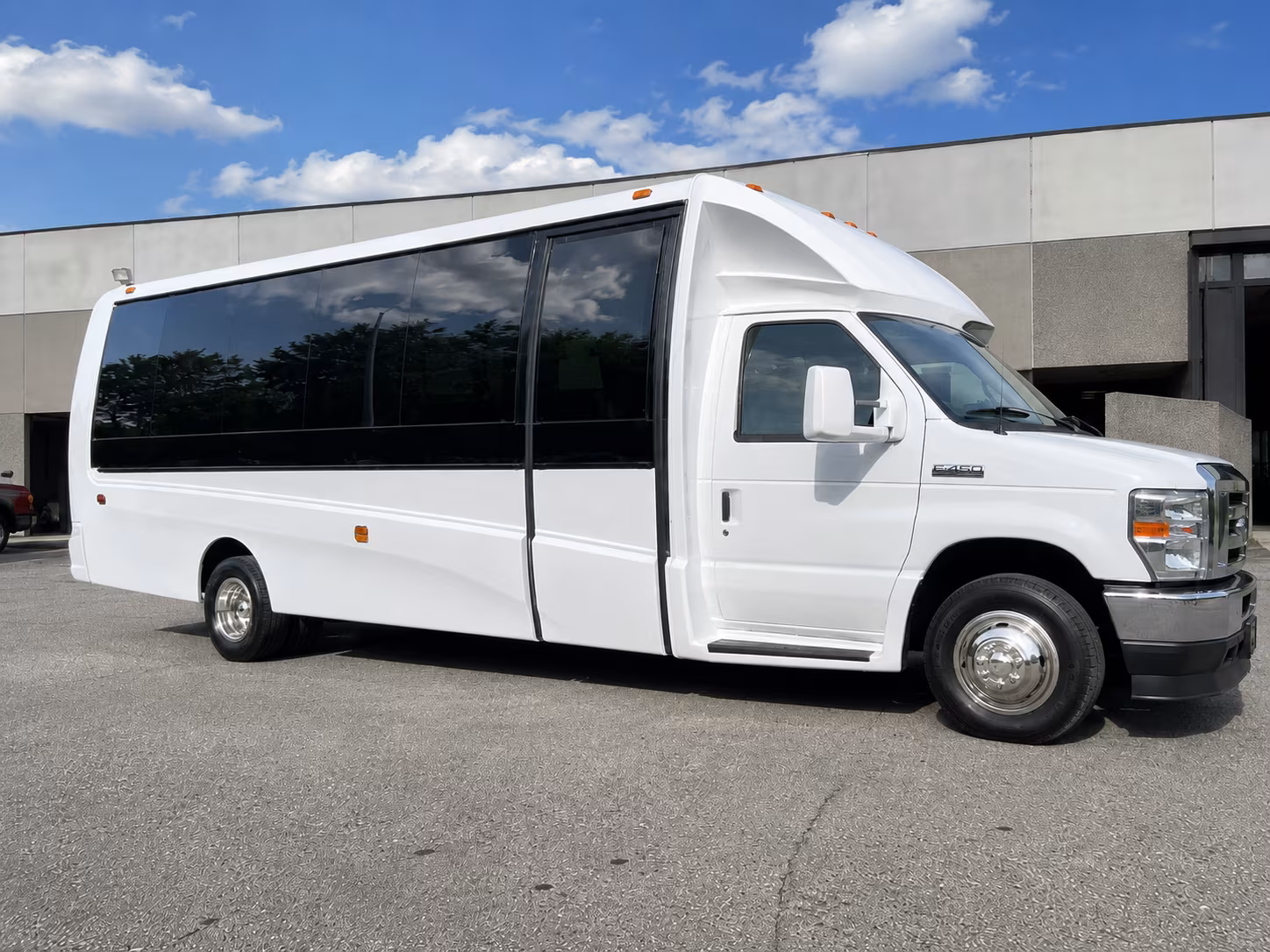 how the type of bus changes the price in brooklyn park minnesota