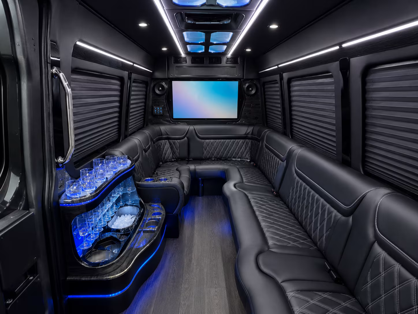 long distance bus rentals for every type of group in brooklyn park