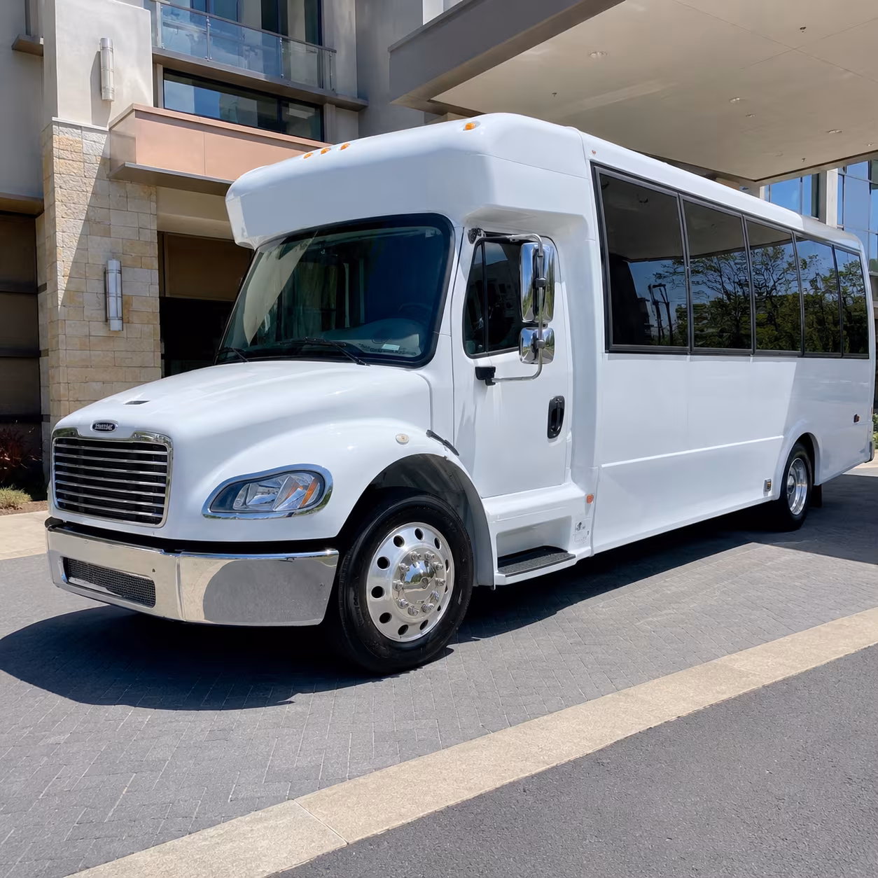 minneapolis give your group a better prom ride with minneapolis prom bus rentals