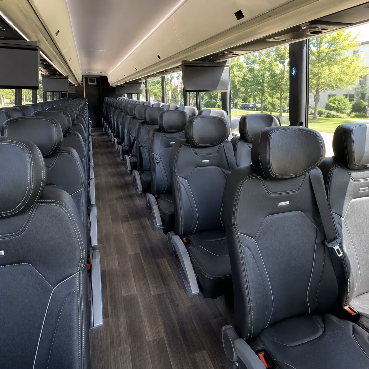 plymouth reliable bus travel for plymouth school groups
