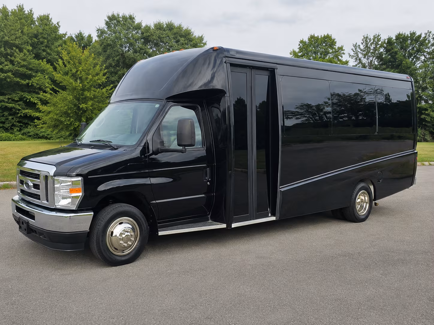 saint paul winery tour charter bus rentals