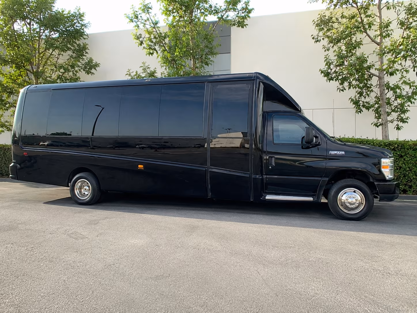 with brooklynparkcharterbuscompany com your brooklyn park wine tour group rides together every stop each time